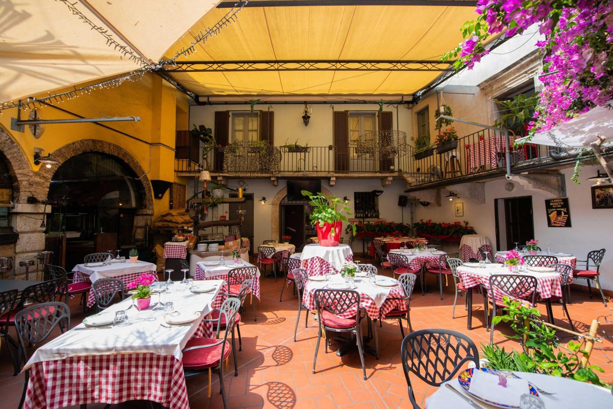 Alessi Hotel Trattoria Дезенцано-дель-Гарда Екстер'єр фото