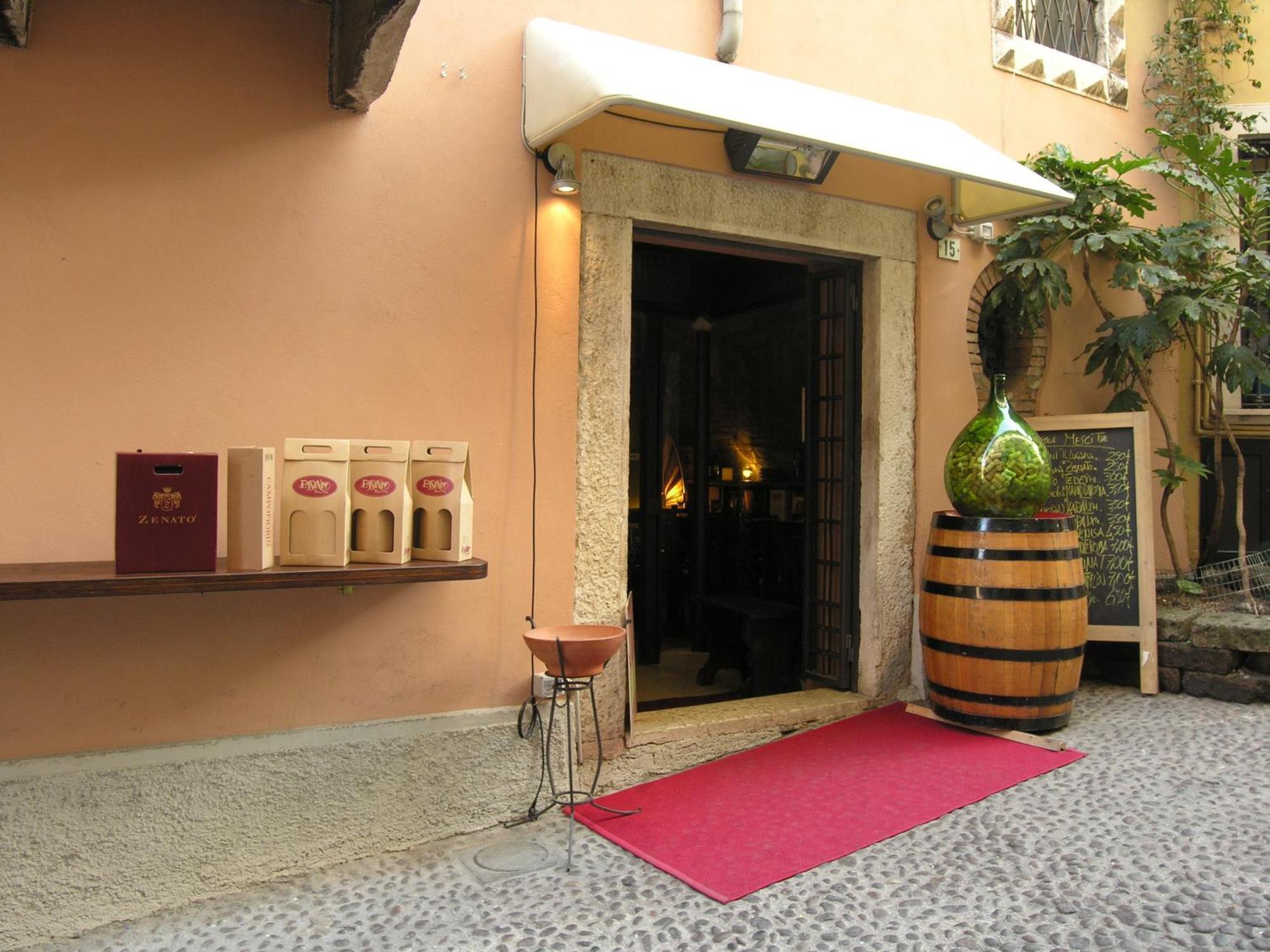 Alessi Hotel Trattoria Дезенцано-дель-Гарда Екстер'єр фото
